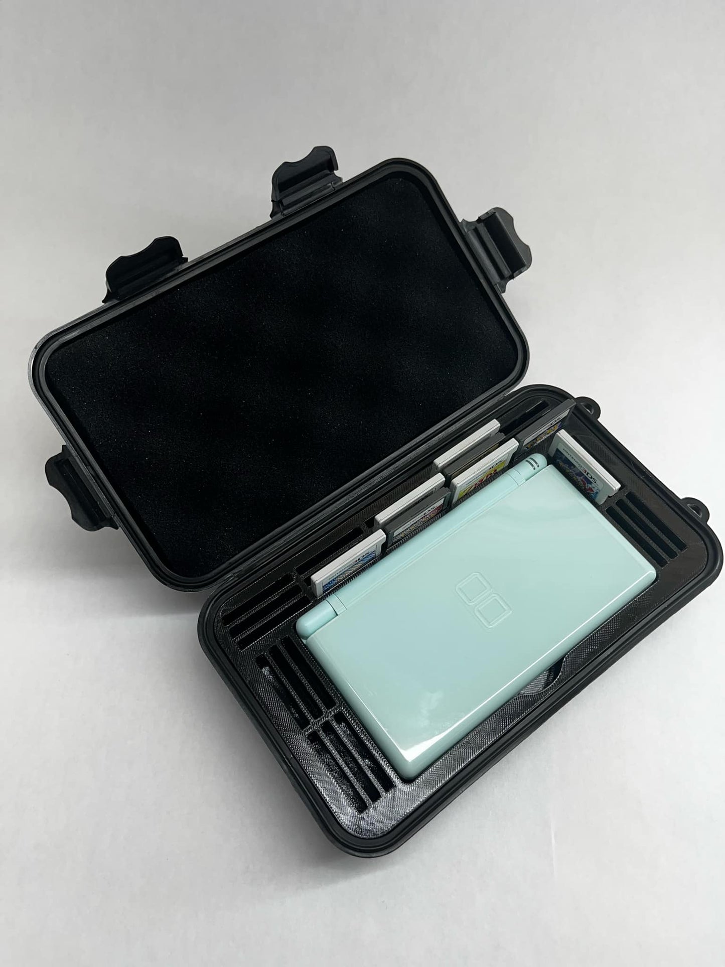 Nintendo DS Lite Carrying Case – Durable, Stylish Protection for DS Lite Console & Accessories