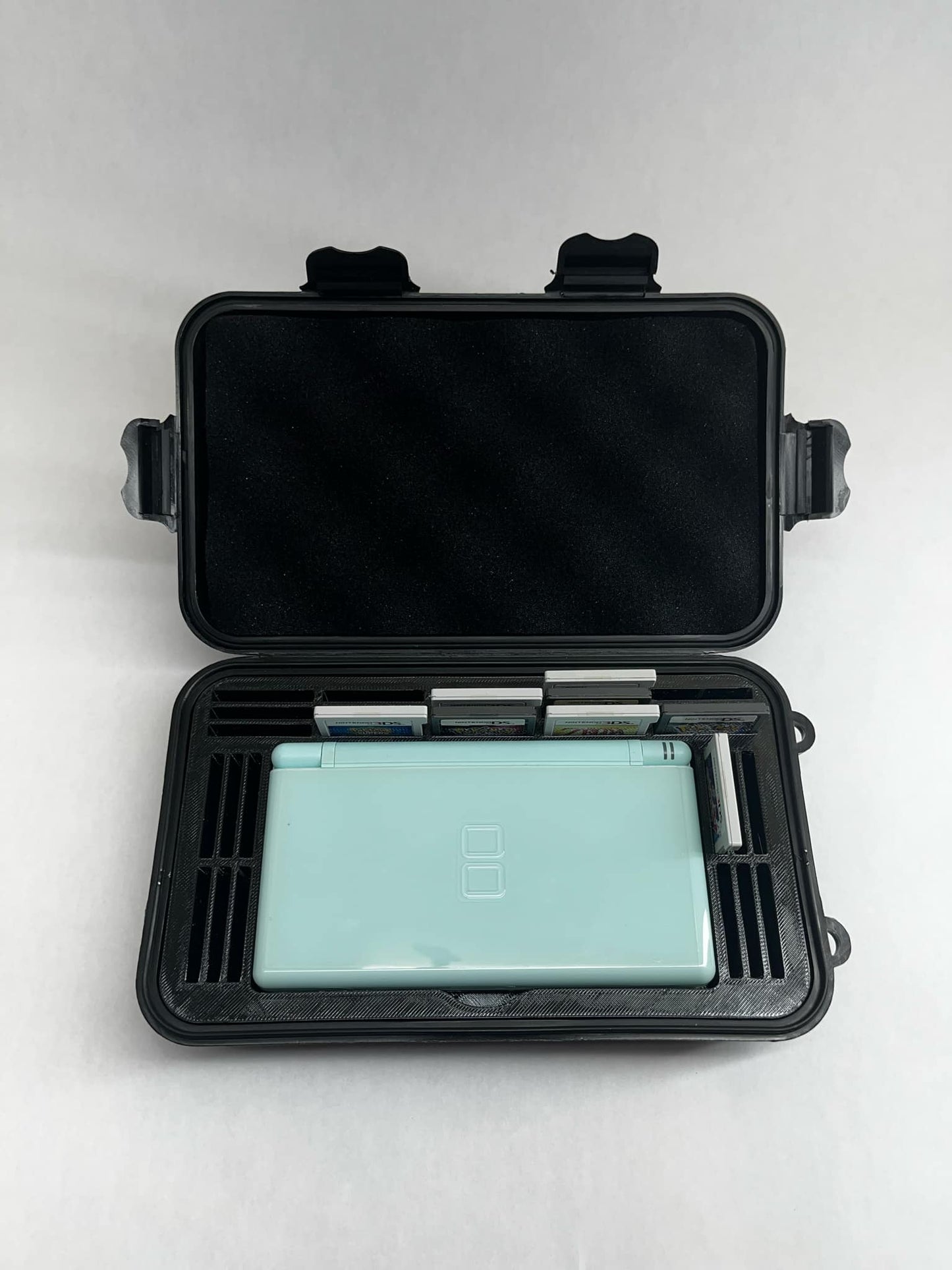Nintendo DS Lite Carrying Case – Durable, Stylish Protection for DS Lite Console & Accessories