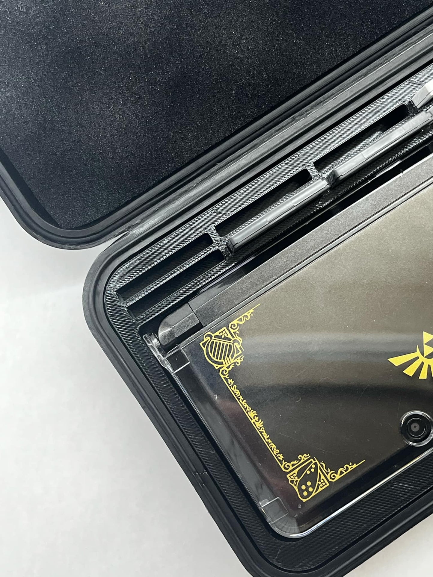 Nintendo Old 3DS Non-XL Carrying Case – Durable & Stylish Protection for 3DS Console, Games & Accessories