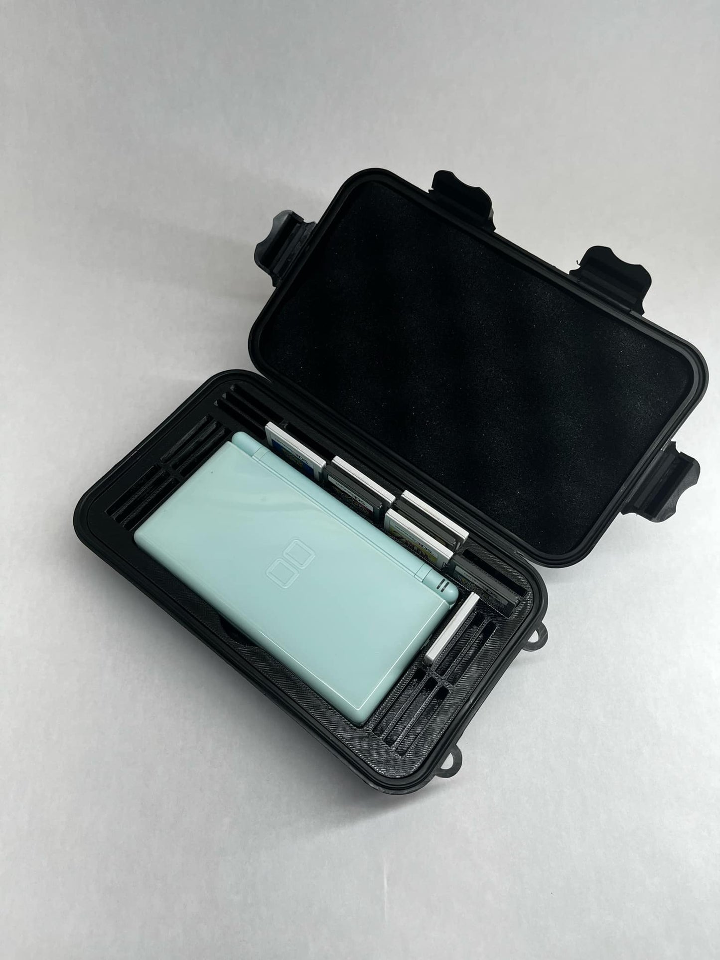 Nintendo DS Lite Carrying Case – Durable, Stylish Protection for DS Lite Console & Accessories