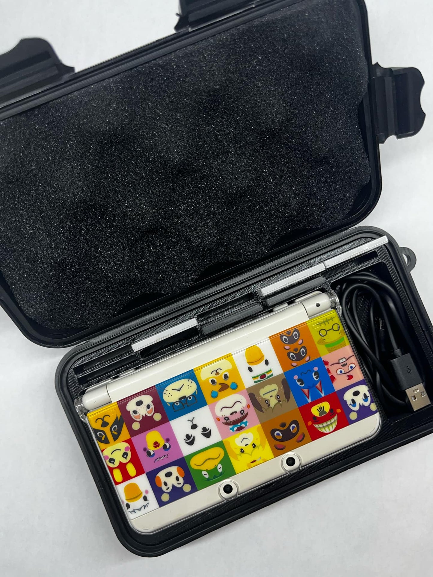 Nintendo New 3DS Non-XL Carrying Case – Durable & Stylish Protection for 3DS Console, Games & Accessories