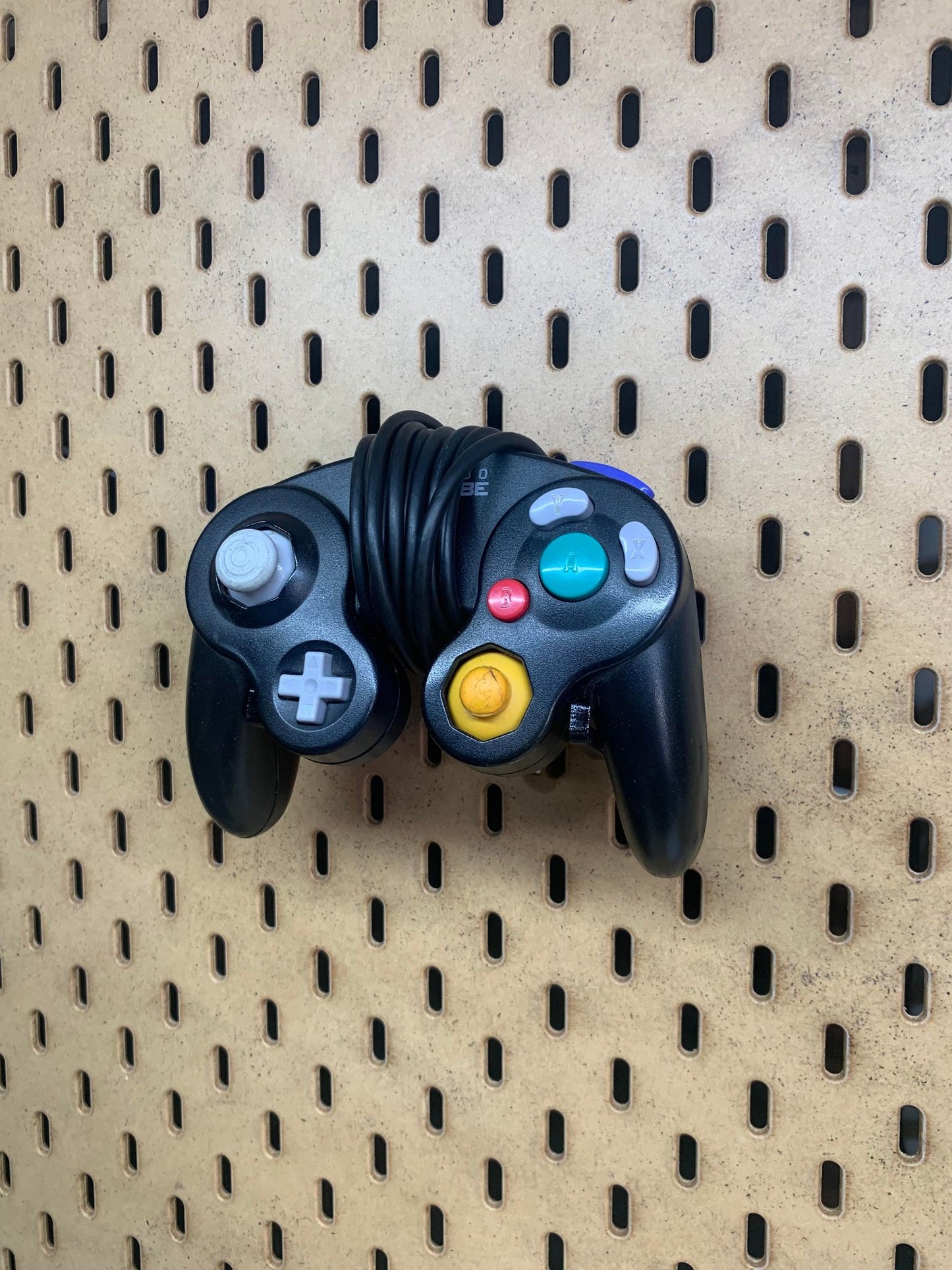 SKADIS GAMECUBE PlayStation Xbox | SenacLLC | Controller Stand Pegboard Accessory Mount Holder Display