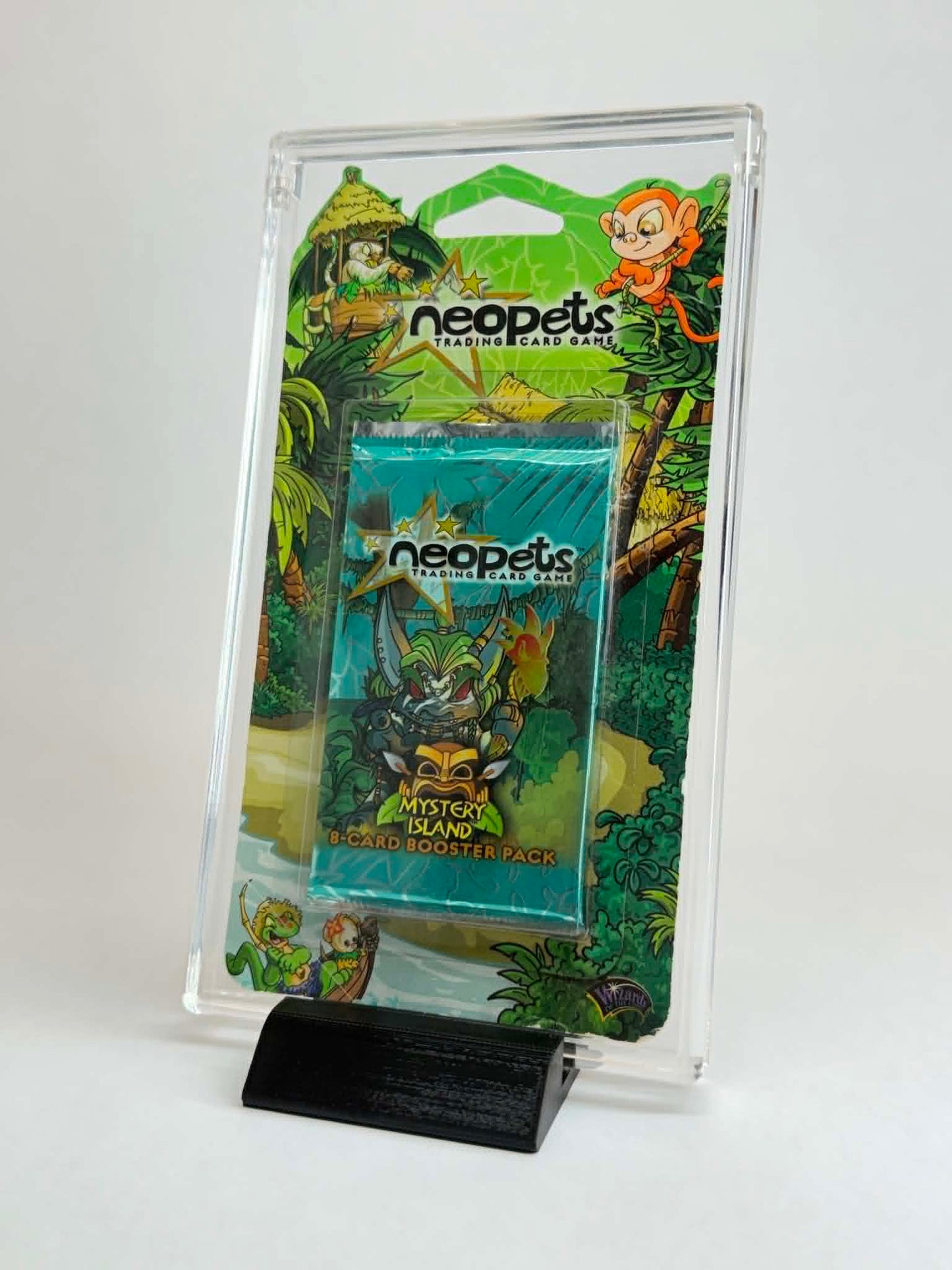 Neopets Blister Pack Acrylic Display Case | Fits All Neopets Blister Packs | U-Shape Magnetic Lid | Stand Included